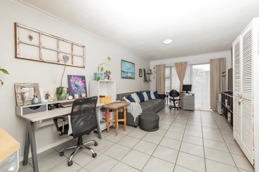 2 Bedroom Property for Sale in Windsor Park Western Cape
